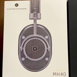 Master & Dynamic MH40 Headphones